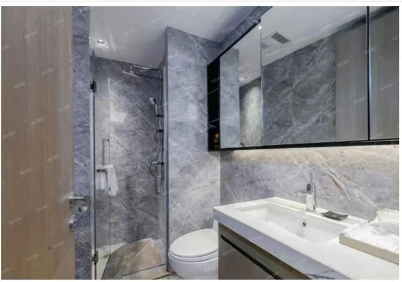 Royal Executive Apartment, Shenzhen World Exhibition & Convention Center, Nearby Shenzhen World North Metro St Ation 3*,