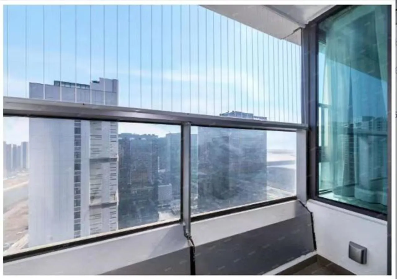 Royal Executive Apartment, Shenzhen World Exhibition & Convention Center, Nearby Shenzhen World North Metro St Ation Lägenhetshotell