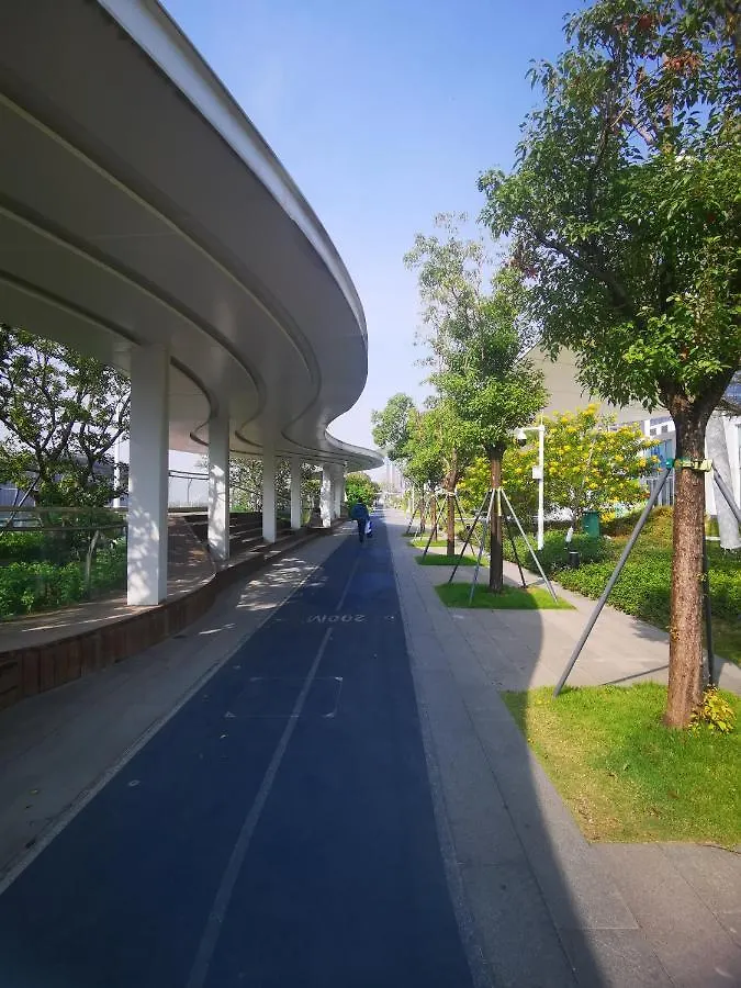 Royal Executive Apartment, Shenzhen World Exhibition & Convention Center, Nearby Shenzhen World North Metro St Ation Lägenhetshotell