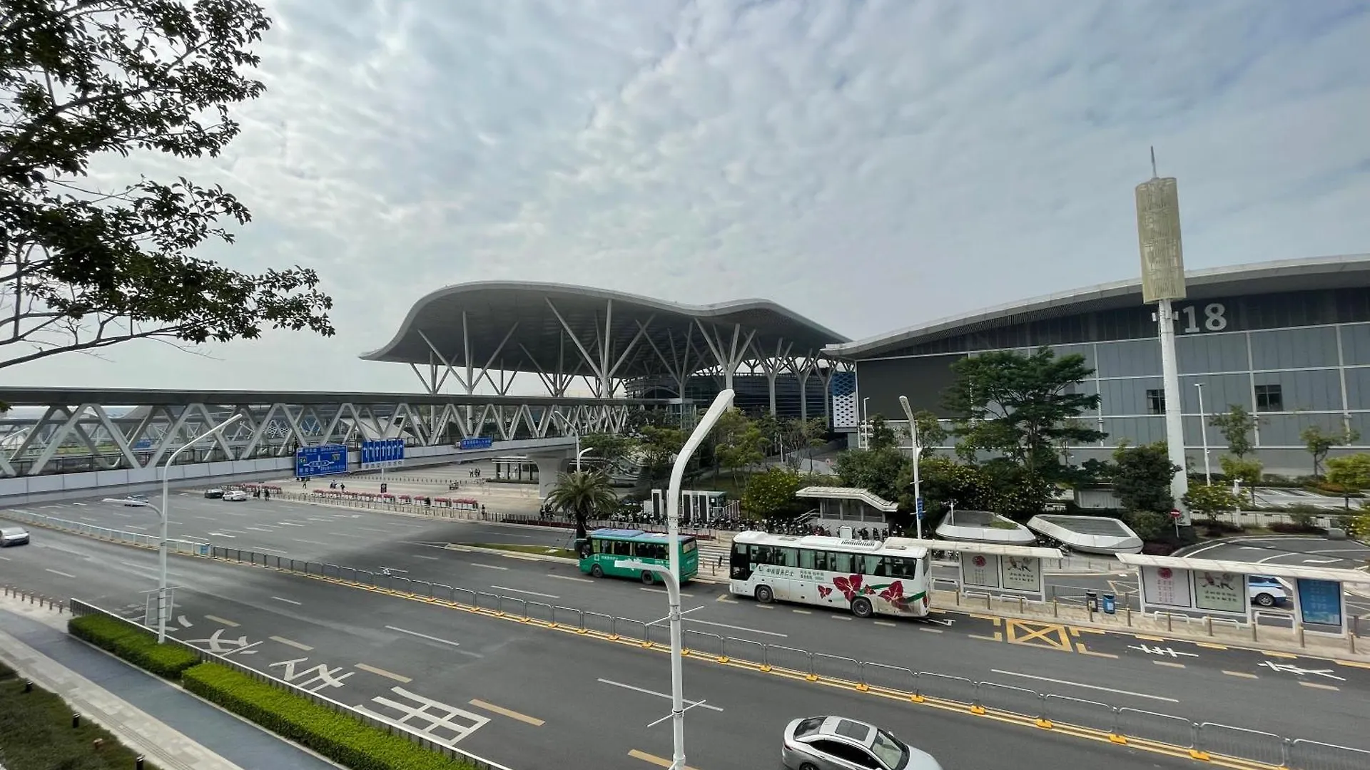 Royal Executive Apartment, Shenzhen World Exhibition & Convention Center, Nearby Shenzhen World North Metro St Ation Kina